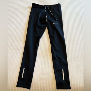 Gently worn Nike leggings